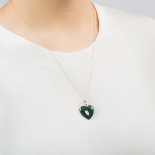 Heart pendant